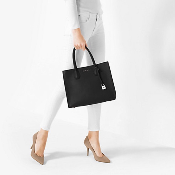 Michael Kors Large Mercer Pebbled Leather Tote in Merlot - Picture 3 of 12